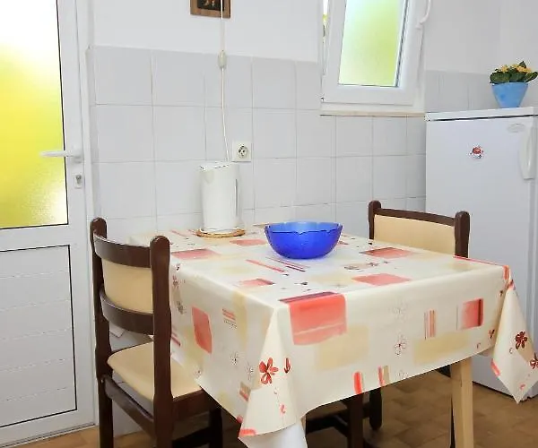 With Wifi - 8590 Appartement